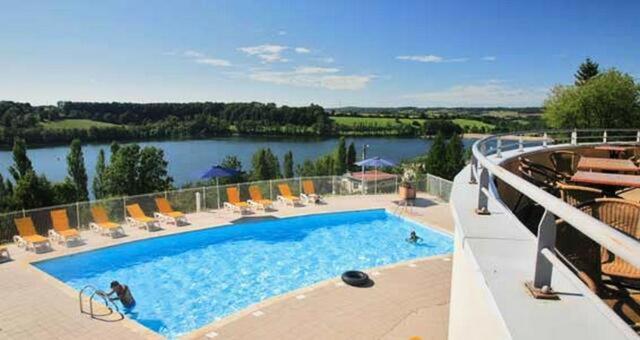 Camping De La Liez Hotel Peigney Exterior foto